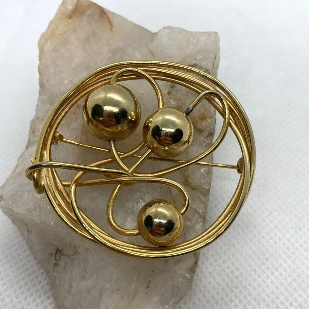 Vintage Lot of 3‎ Gold Tone Pin Brooch Organic Shapes Red Rhinestone Round
